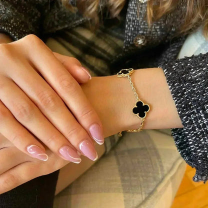 [Eternal Jewelry] CLOVER 5 MOTIF ONYXS BRACELET COLLECTION