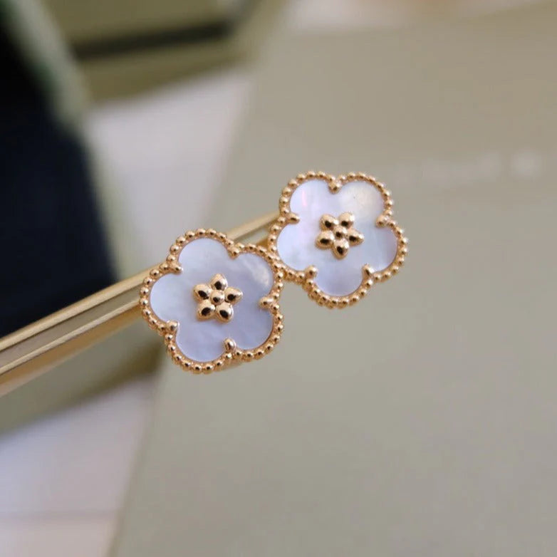 [Eternal Jewelry]LUCKY WHITE MOP EARRINGS