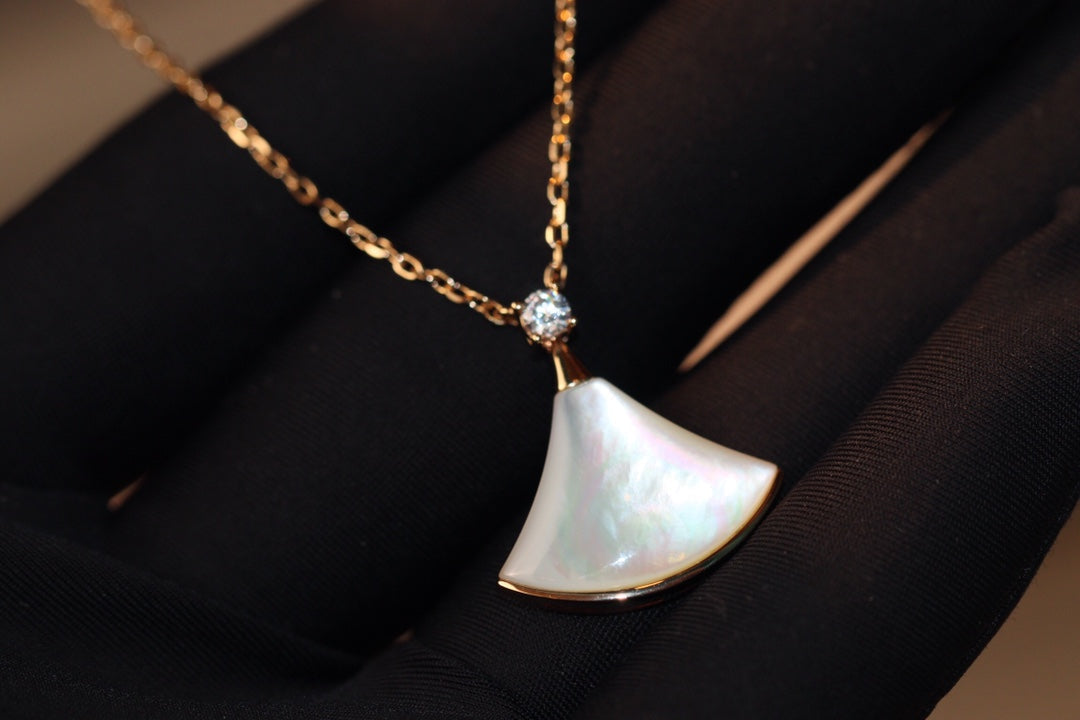 [Eternal Jewelry]DREAM NECKLACE WHITE MOP PINK GOLD 1 DIAMOND