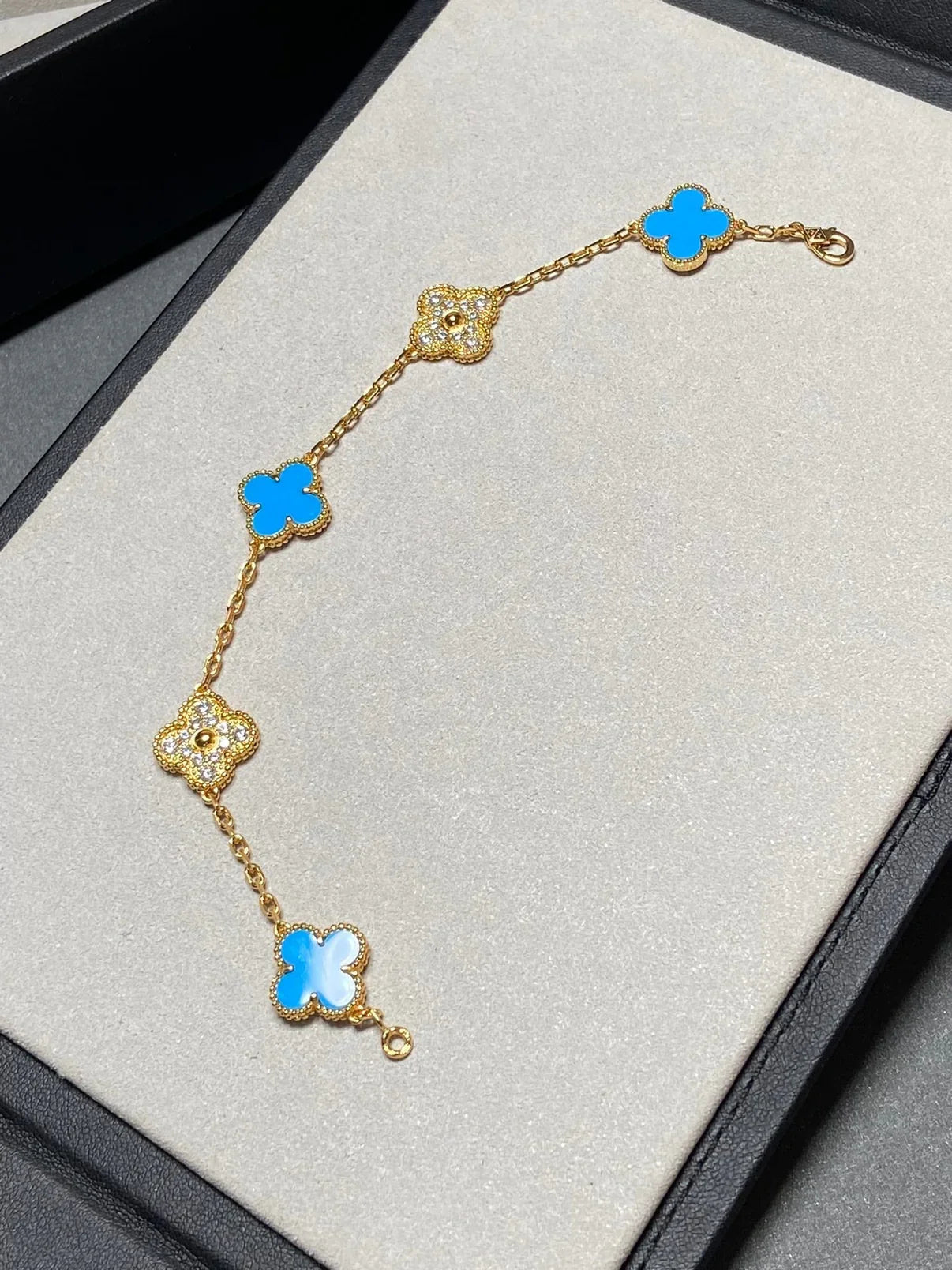 [Eternal Jewelry] CLOVER 5 MOTIF BLUE AGATE BRACELET COLLECTION