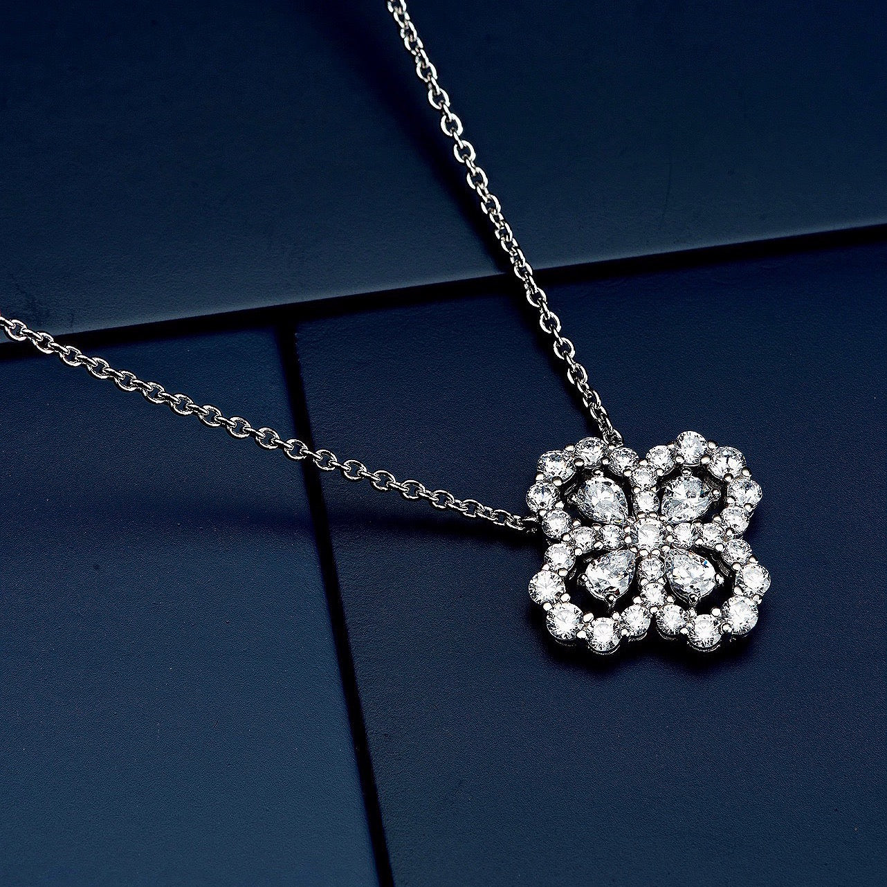 [Eternal Jewelry]LOOP NECKLACE FULL MOTIF DIAMOND COMBINATION