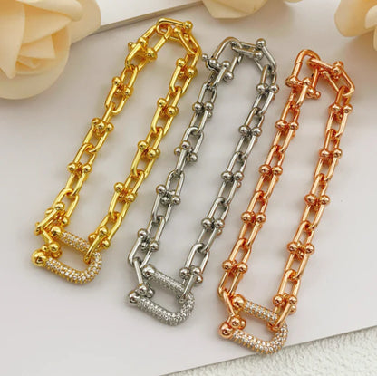 [Eternal jewelry] TF HORSESHOE BUCKLE DIAMOND BRACELET