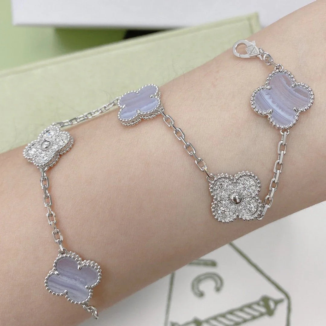 [Eternal Jewelry] CLOVER 5 MOTIF PURPLE CHALCEDONY BRACELET COLLECTION